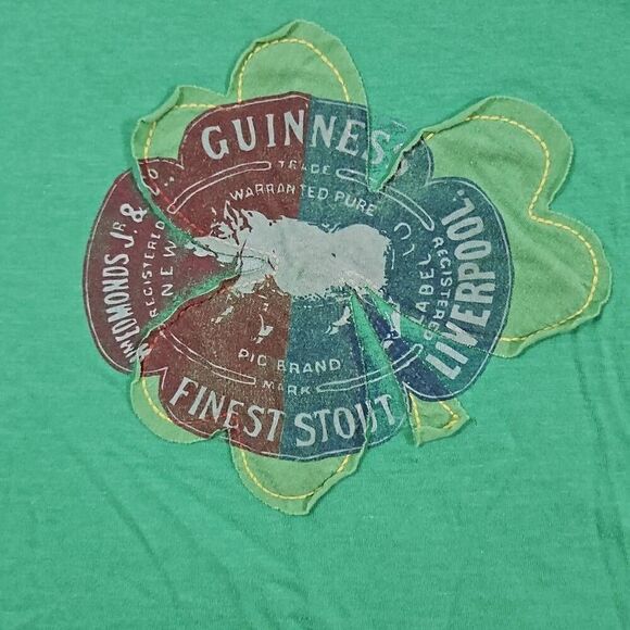 St Patrick's Day Size Medium Guinness Liverpool Green Tee Clover Stamped Patch - Picture 2 of 8